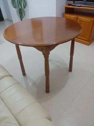 Mesa redonda extensible 90cm barnizada