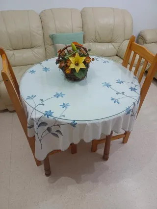 Mesa redonda extensible 90cm barnizada