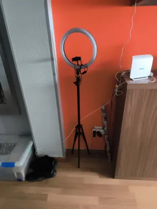 Trípode con Aro de Luz LED