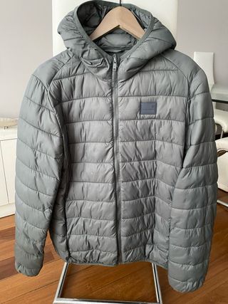 Cazadora Álvaro Moreno  con capucha