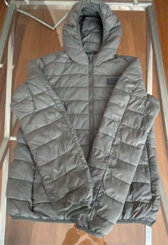 Cazadora Álvaro Moreno  con capucha