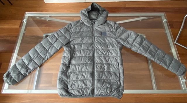 Cazadora Álvaro Moreno  con capucha