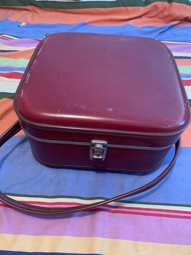 Maleta Maletín Vintage Mano Rojo Plata