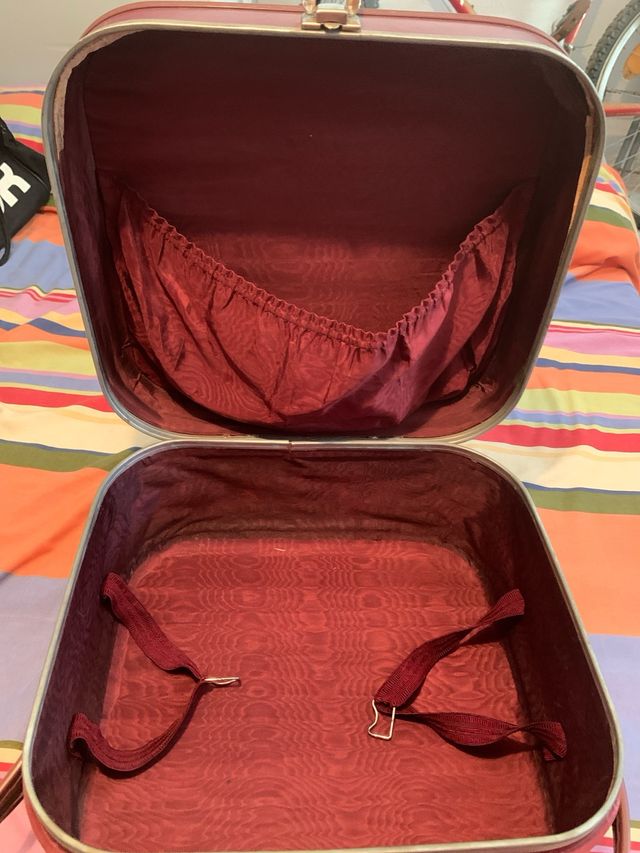 Maleta Maletín Vintage Mano Rojo Plata