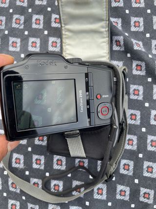 Cámara Kodak EasyShare Z915 Negra