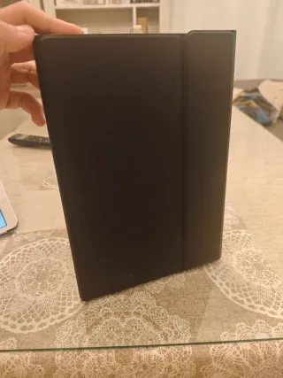 Tablet Samsung S7+ con funda y teclado
