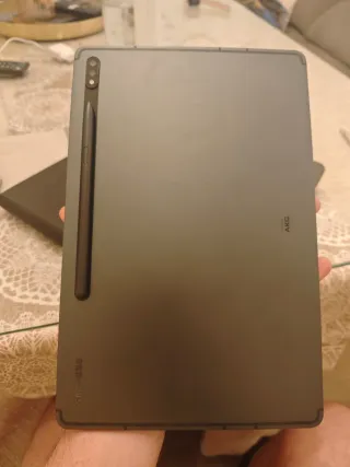 Tablet Samsung S7+ con funda y teclado