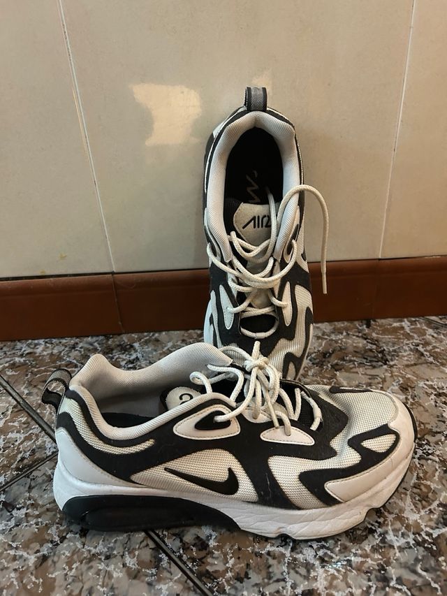 Zapatillas Nike Air 200 Negro Blanco