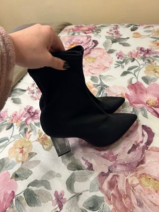 Botines calcetín tacón metacrilato negro