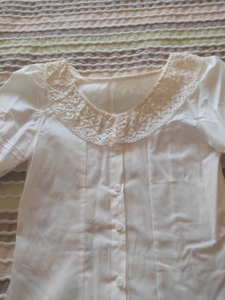 Camisa huertana blanca con encaje de 8 a 10 años