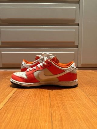 Nike Dunk SB Low Orange Box