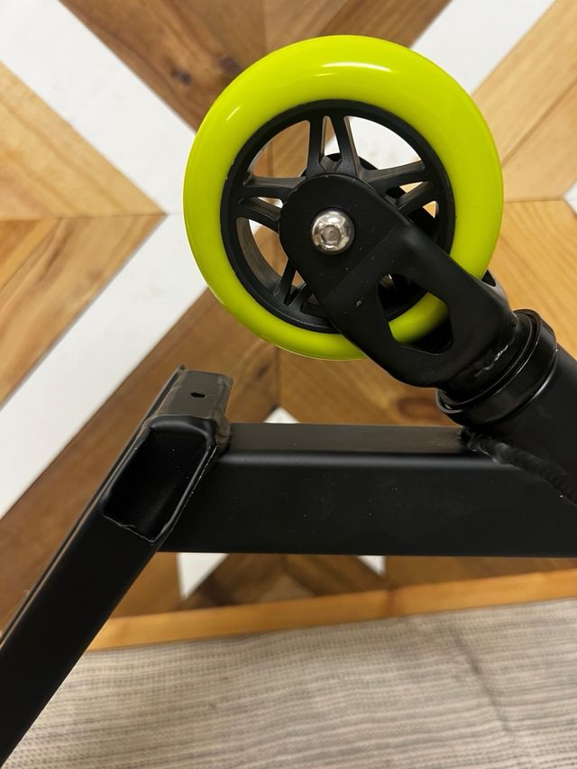 Patinete Freestyle Niño Negro y Amarillo