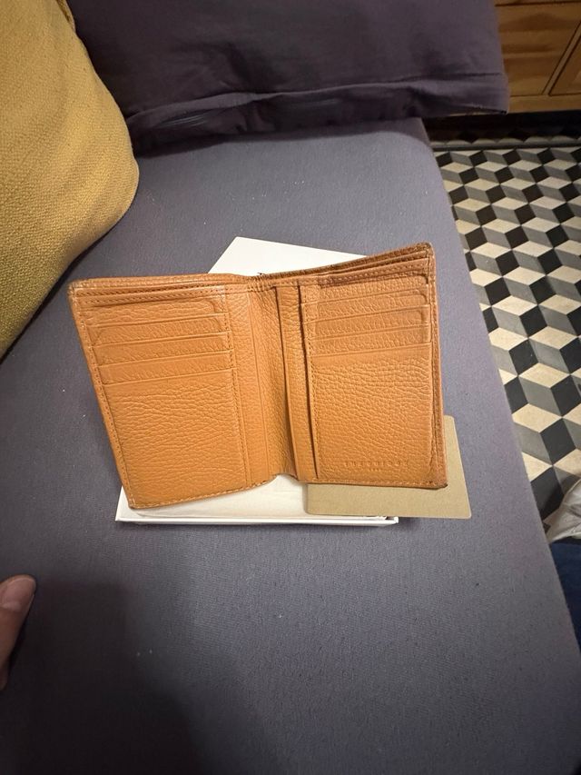 Portafoglio The Bridge verticale in pelle