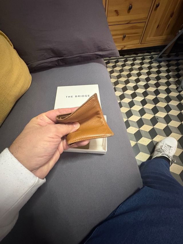 Portafoglio The Bridge verticale in pelle