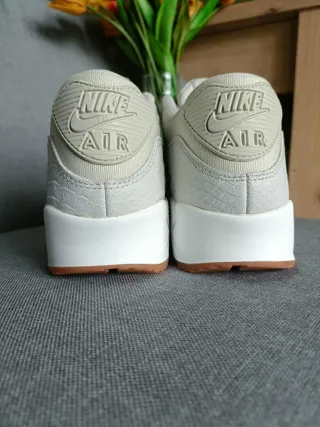 Nike Air Max 90 Premium Light T38