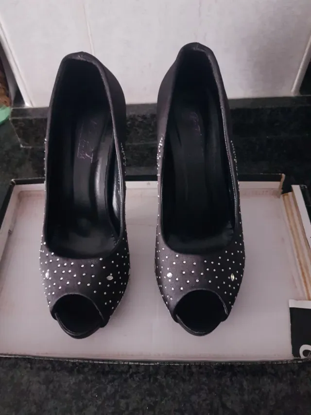 Scarpe da festa nere con strass