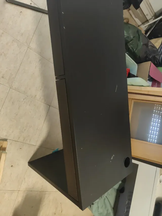 Escritorio negro moderno