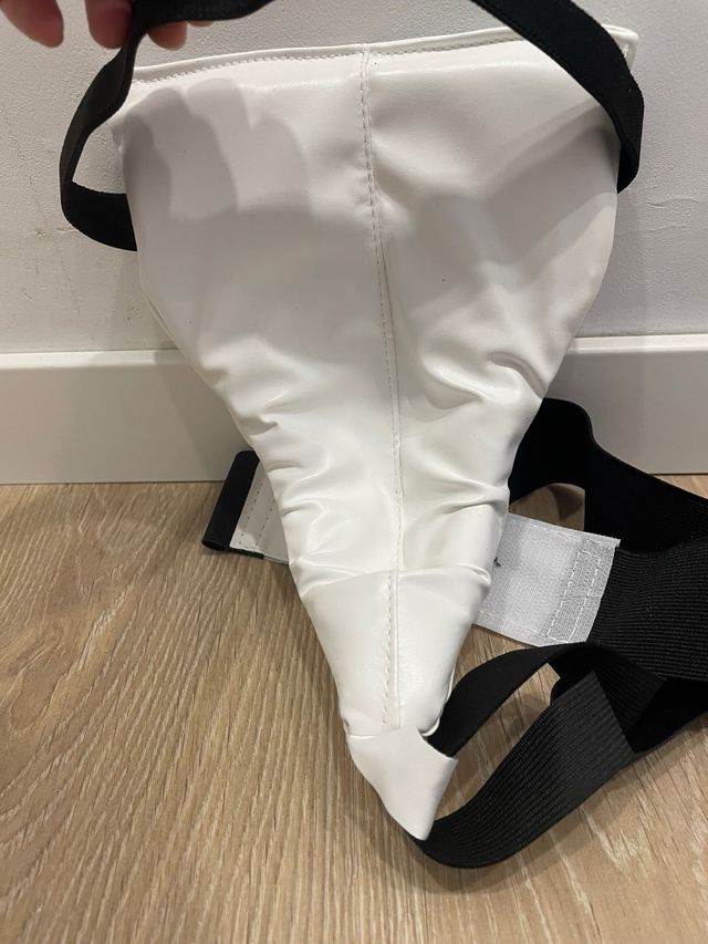 Coquilla Taekwondo Talla L sin estrenar