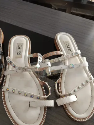 Sandalias italianas Talla 40. 2 pares a 12 €