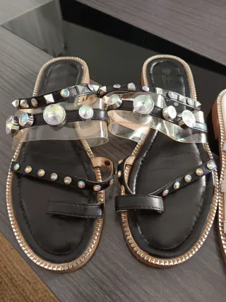 Sandalias italianas Talla 40. 2 pares a 12 €