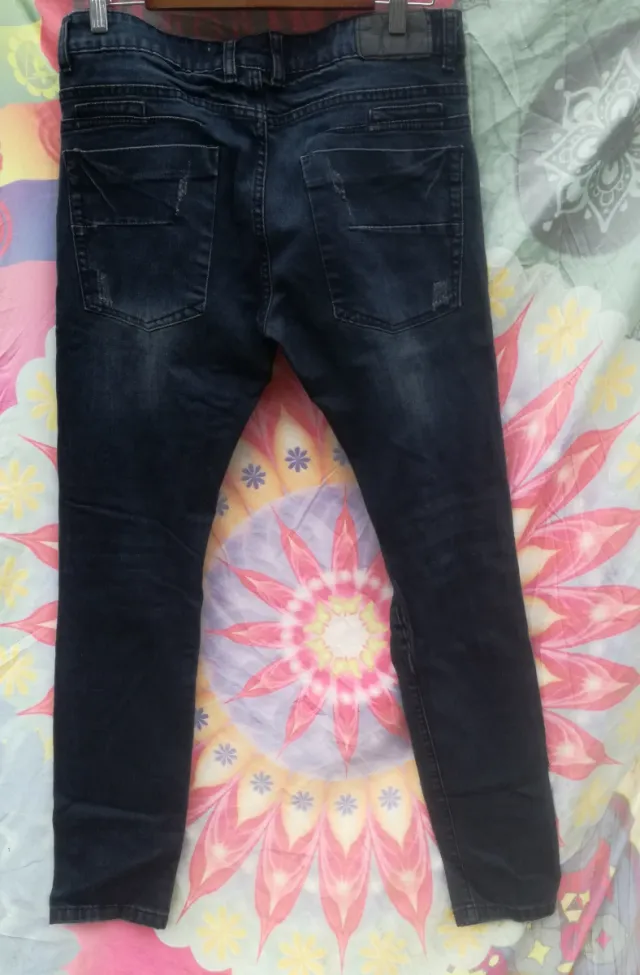 3 VAQUEROS AZULES DE HOMBRE:1X2,5 €