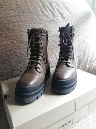 Botas Clarks Orianna2 Hike Talla 39.5