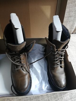 Botas Clarks Orianna2 Hike Talla 39.5