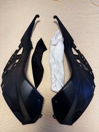 Carenado S1000RR 2023-2025 Negro Brillante