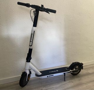 Monopatín Eléctrico Reebok 25km/h (Batería Dañada)
