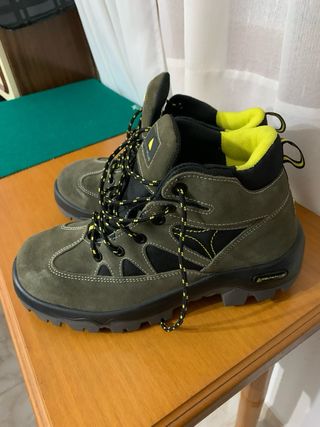 Botas de seguridad nuevas Delta TALLA 43