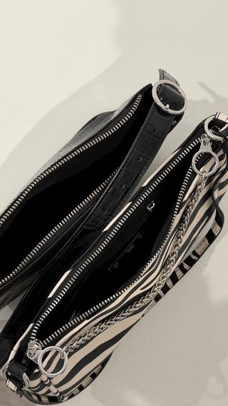 Bolsos de mano/hombro - negro y estampado de cebra