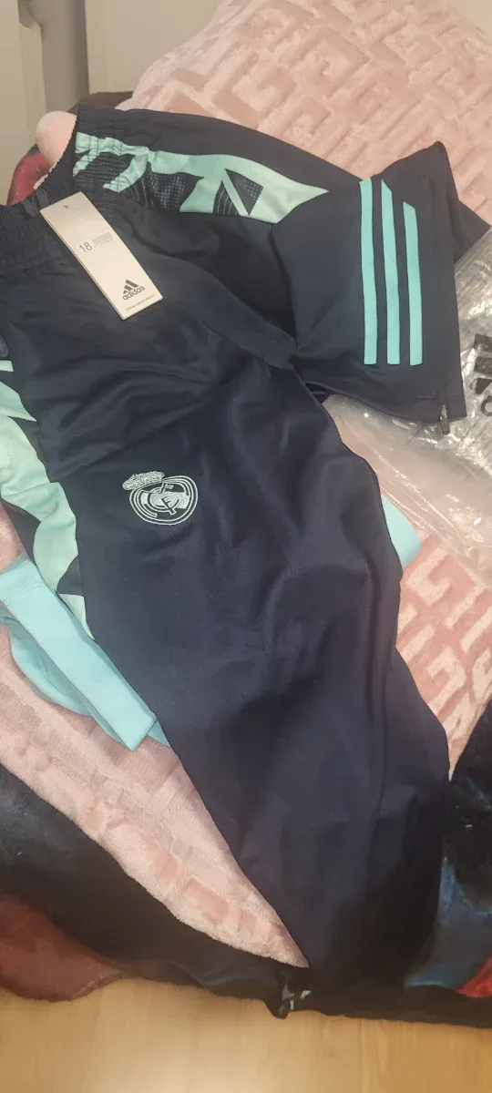 Conjunto Chándal Real Madrid Adidas Talla 18