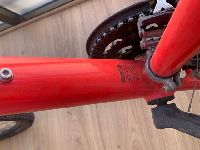 Bicicleta Rockrider ST 100 Roja