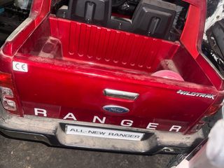 Coche eléctrico infantil a batería