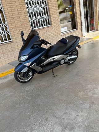 Yamaha TMAX
