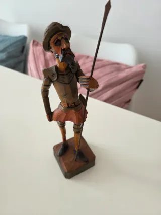 Figura Don Quijote madera tallada