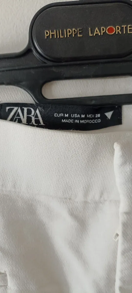 Pantalón blanco Zara