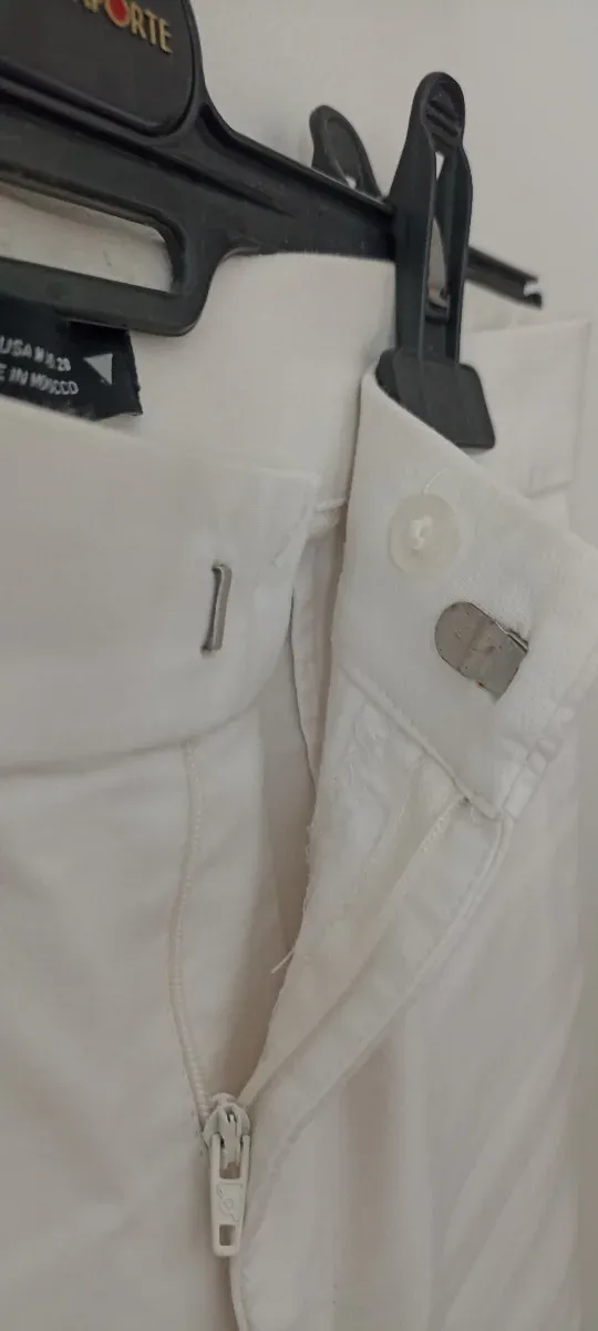 Pantalón blanco Zara