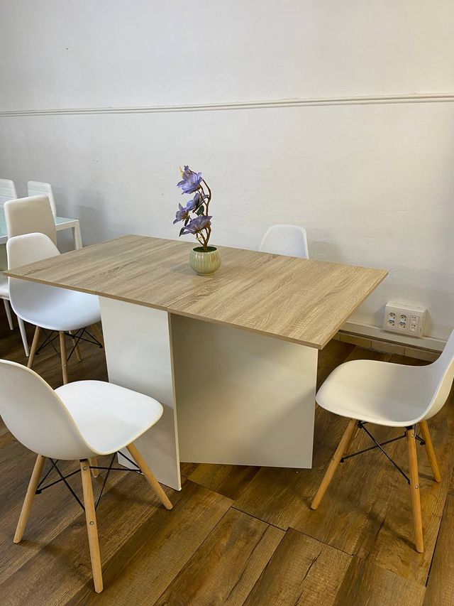 Mesa Comedor Extensible + 4 Sillas