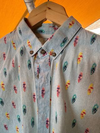 Camisa estampada surf