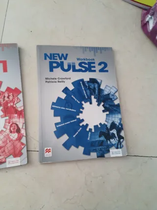 Libros ingles new pulse 1 y 2