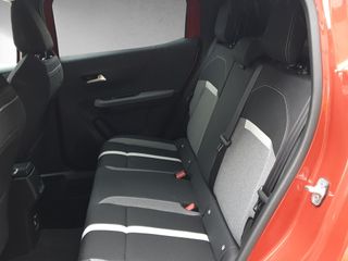 Opel Frontera 1.2T XHT Hybrid eDCT6 81kW Edition