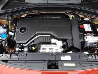 Opel Frontera 1.2T XHT Hybrid eDCT6 81kW Edition