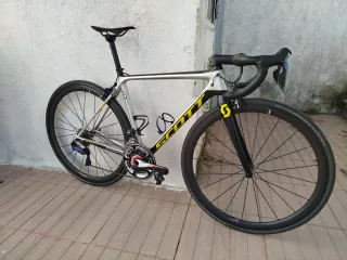 Scott Addict "Mikel Nieve"