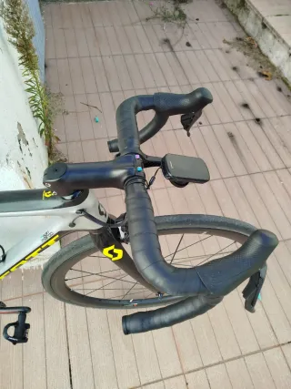 Scott Addict "Mikel Nieve"