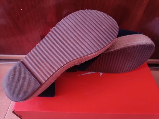 Sandalias cuña alta azul