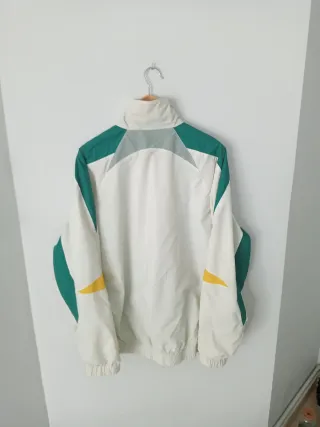Chaqueta deportiva hombre retro vintage crema