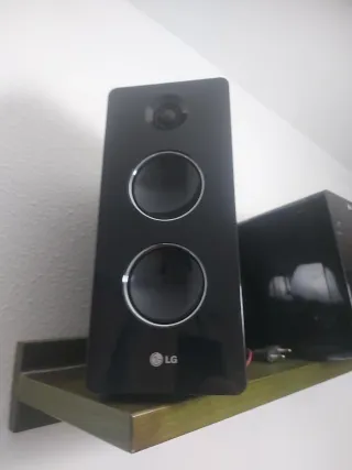 Equipo de música LG FA162