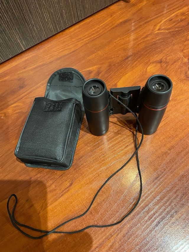 Prismáticos 30x60 126m/1000m