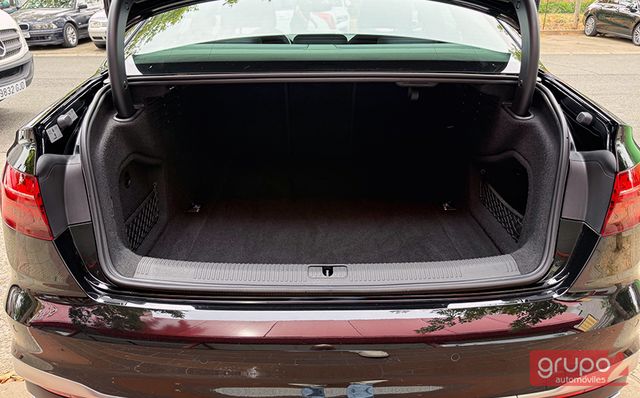 Audi A4 S line 40 TFSI Stronic